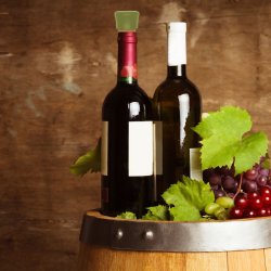 VINKORKER 4pk KORK OG PLAST AV SUKKERR�R