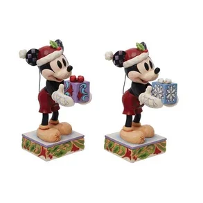 P� FORESP�RSEL: SECRET SANTA, Mickey med gave.